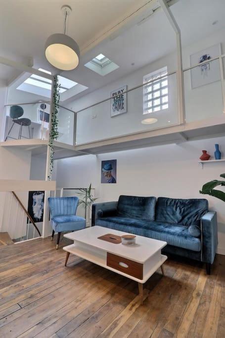 Unique Loft Apartment Located 15 Minutes From The Champs Elysees Saint-Ouen  Dış mekan fotoğraf