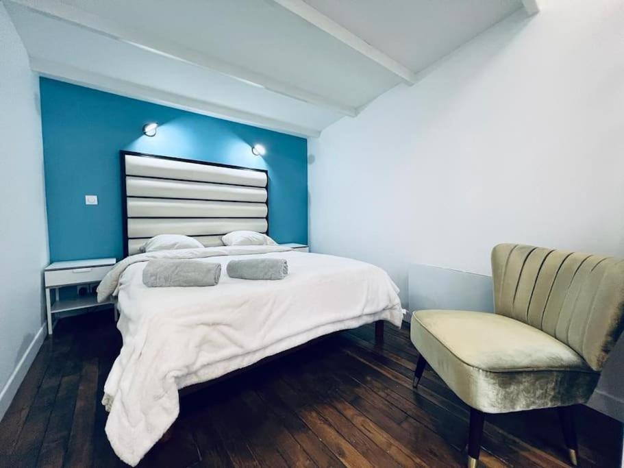 Unique Loft Apartment Located 15 Minutes From The Champs Elysees Saint-Ouen  Dış mekan fotoğraf
